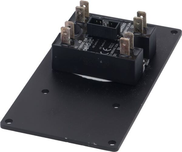 Relais 25A 280V Montiert